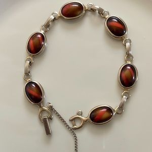 Sarah Coventry Gold Tone CatEye Bracelet